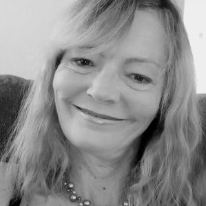 Meet your Posher, Jess